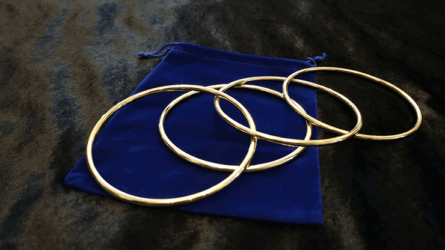 Close Up Linking Rings GOLD (BLUE BAG) by Matthew Garrett